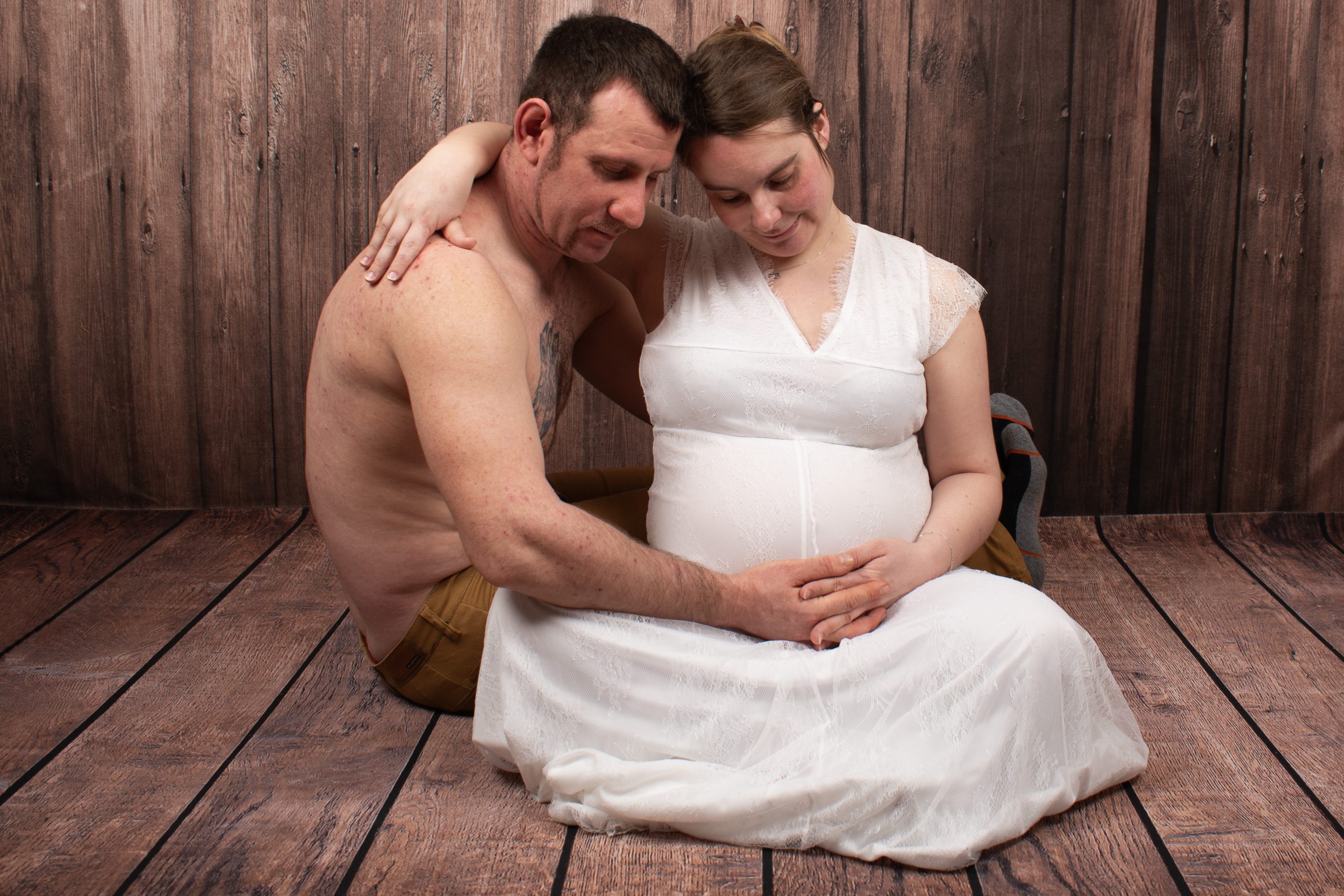 couple heureux, grossesse et shooting